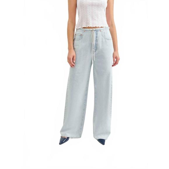 Daze Denim - Wide Leg Light Wash Jeans - Women's Casual Denim